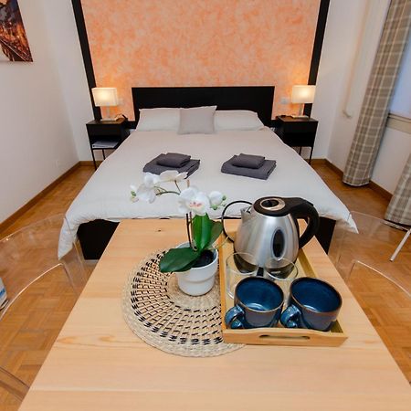 Orange Room Милано Екстериор снимка