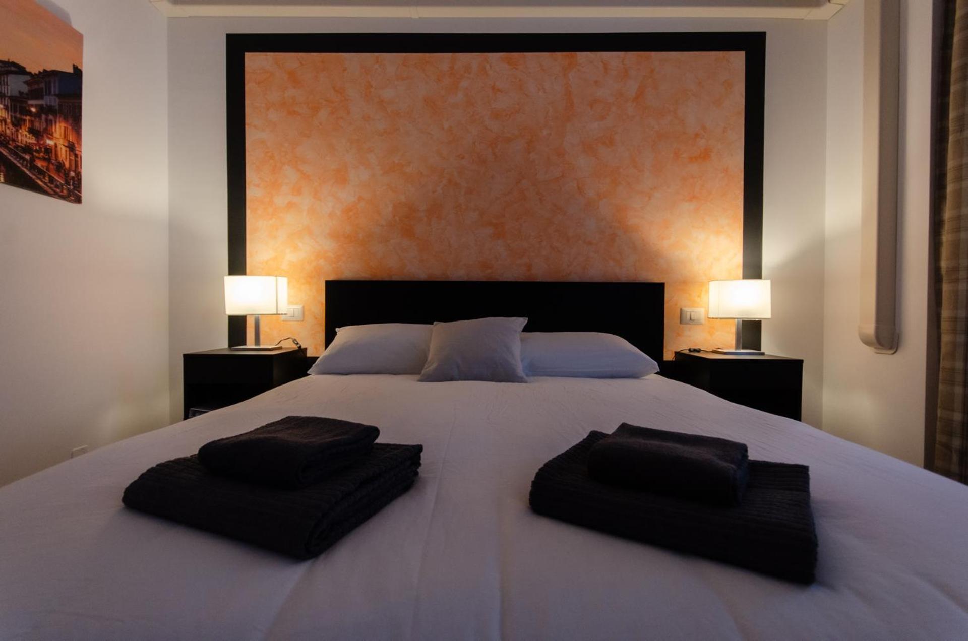 Orange Room Милано Екстериор снимка